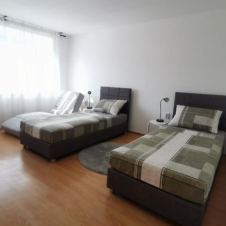 Apartment Tonio - Right On The Main Square Gospić Екстериор снимка